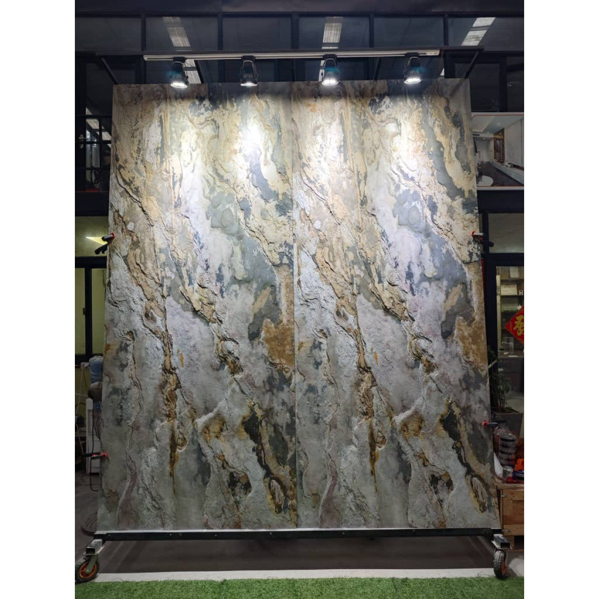 Натуральный гибкий камень для интерьера и фасадов DUNE STONE