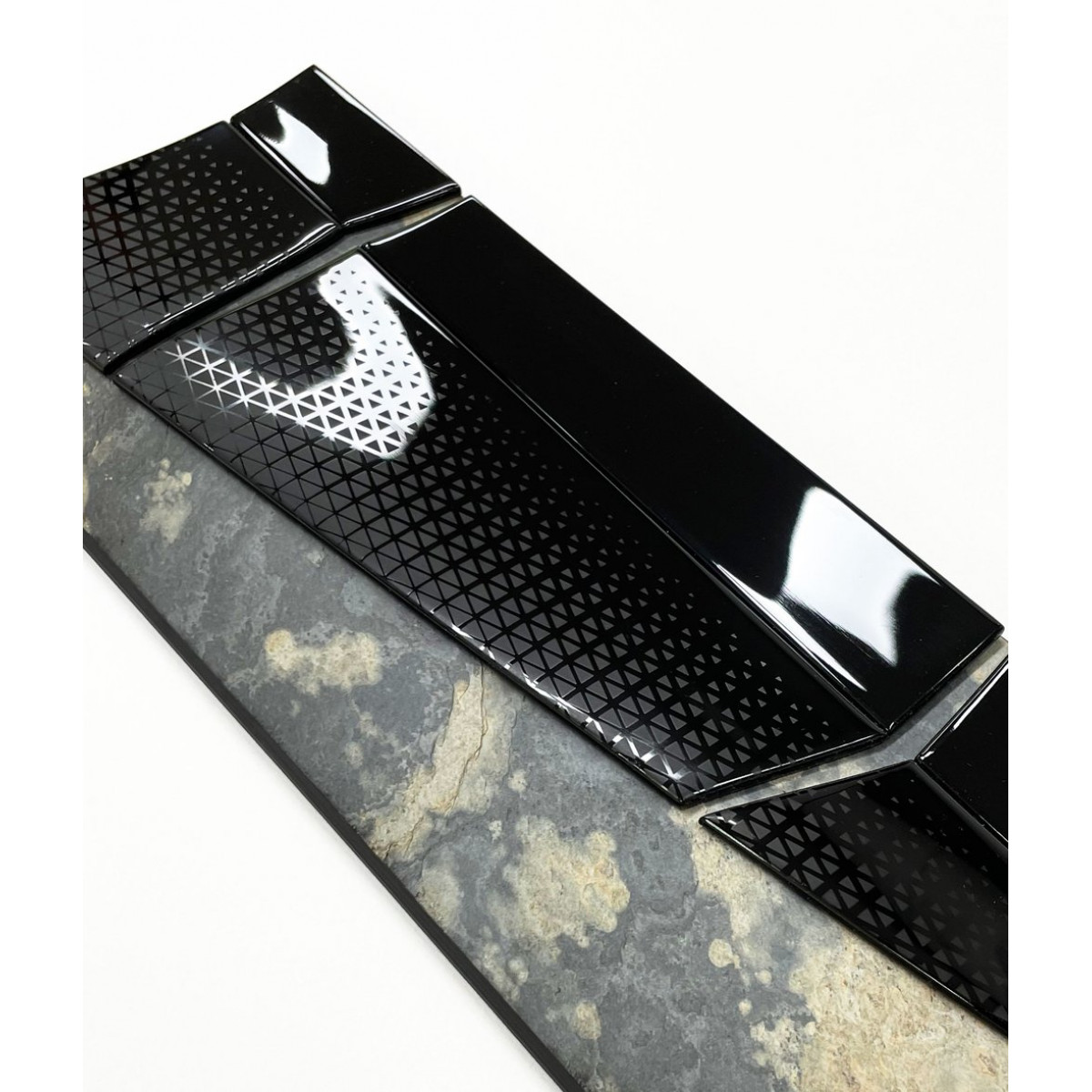 Натуральный гибкий камень для интерьера и фасадов DESERT BROWN