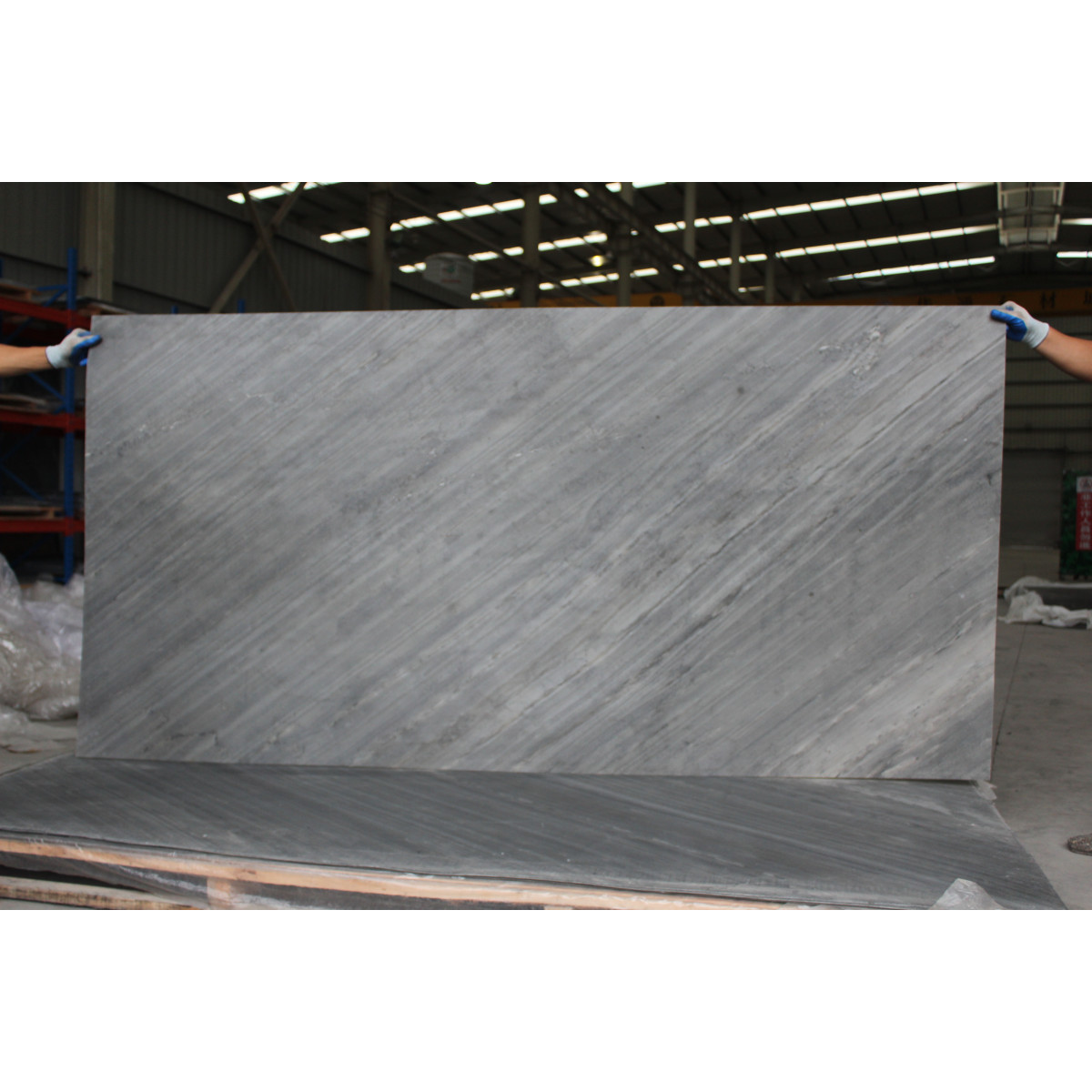 Натуральный гибкий камень для интерьера и фасадов BRIGHT BLACK WAVE