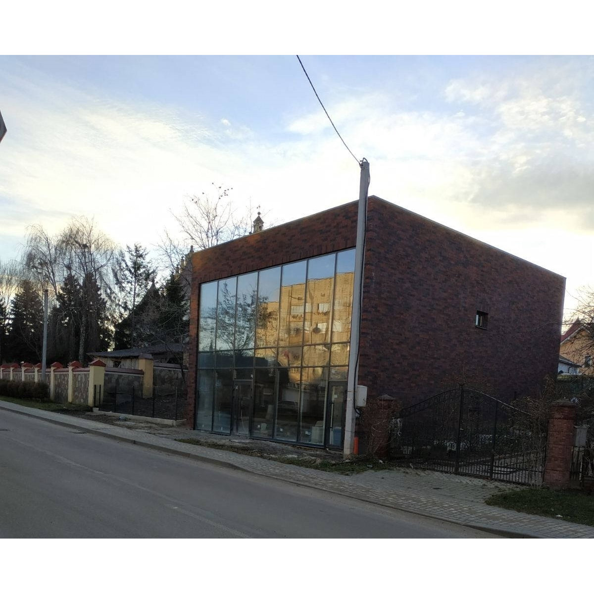 Гибкий кирпич ( гибкий клинкер) на сетке для фасада МК -04