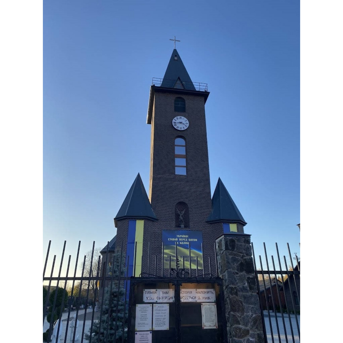 Гибкий кирпич (гибкий клинкер) на сетке с защитной пленкой  МК-107069